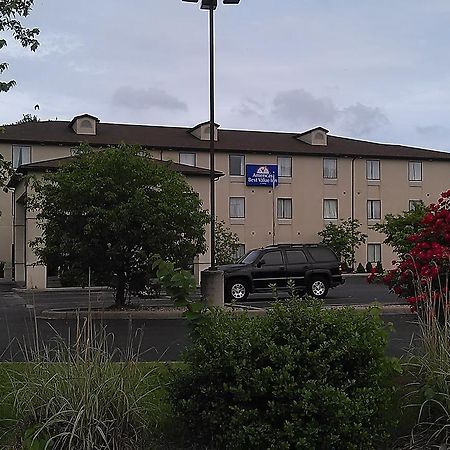 Americas Best Value Inn Louisville Dış mekan fotoğraf