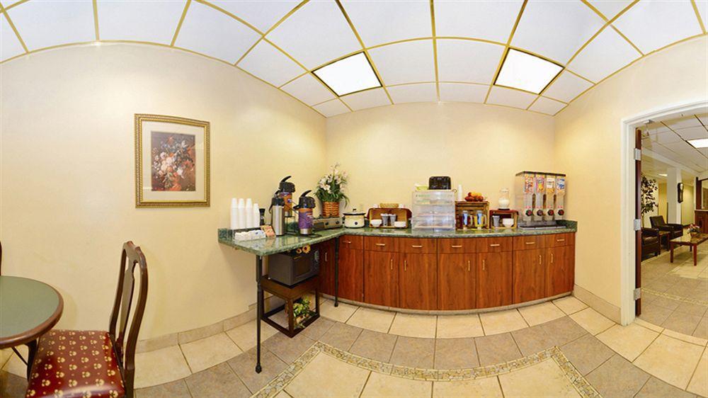 Americas Best Value Inn Louisville Dış mekan fotoğraf