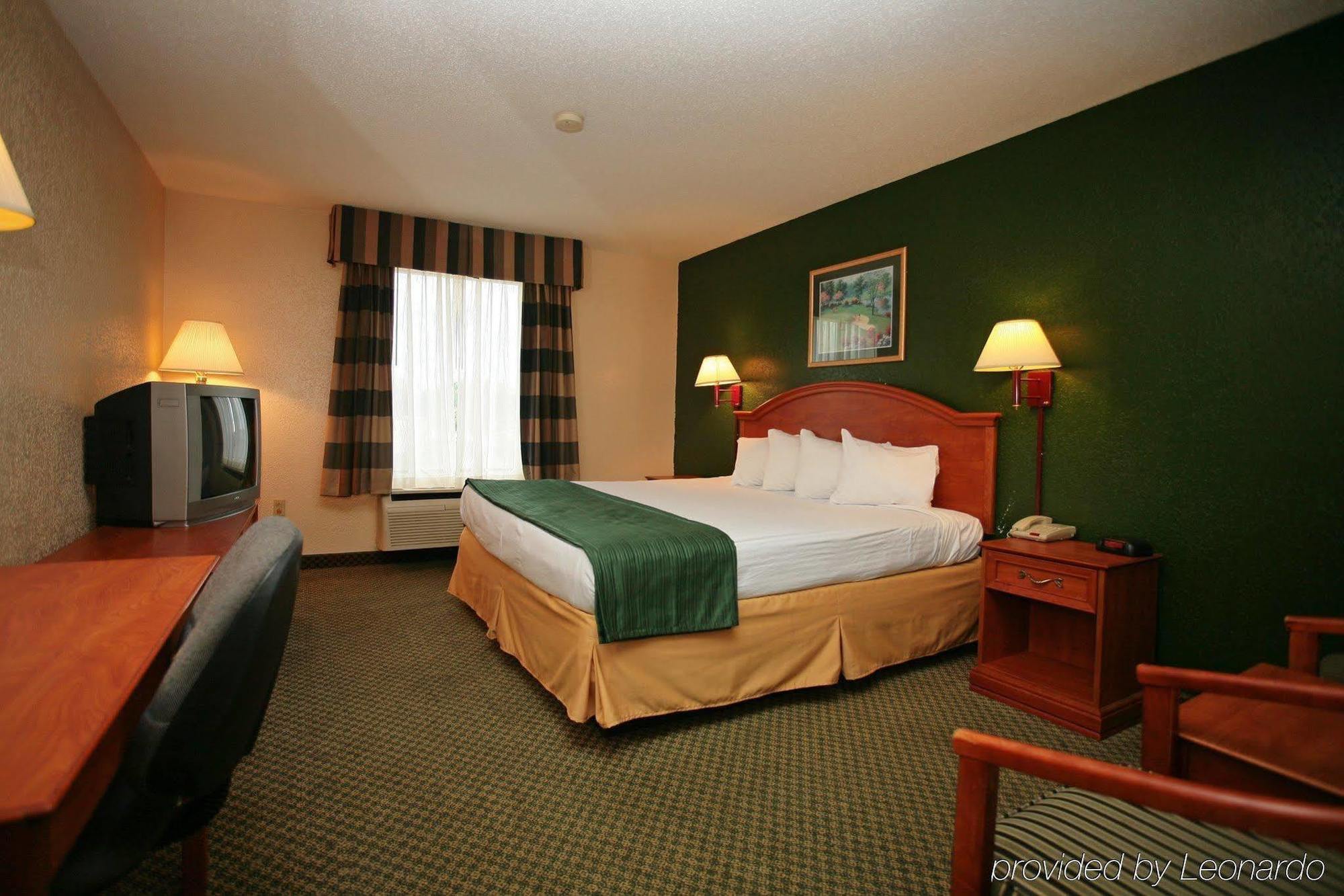 Americas Best Value Inn Louisville Oda fotoğraf